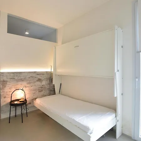 Gorgeous In Marina Di Ragusa With Wifi Holiday home Plaia Grande